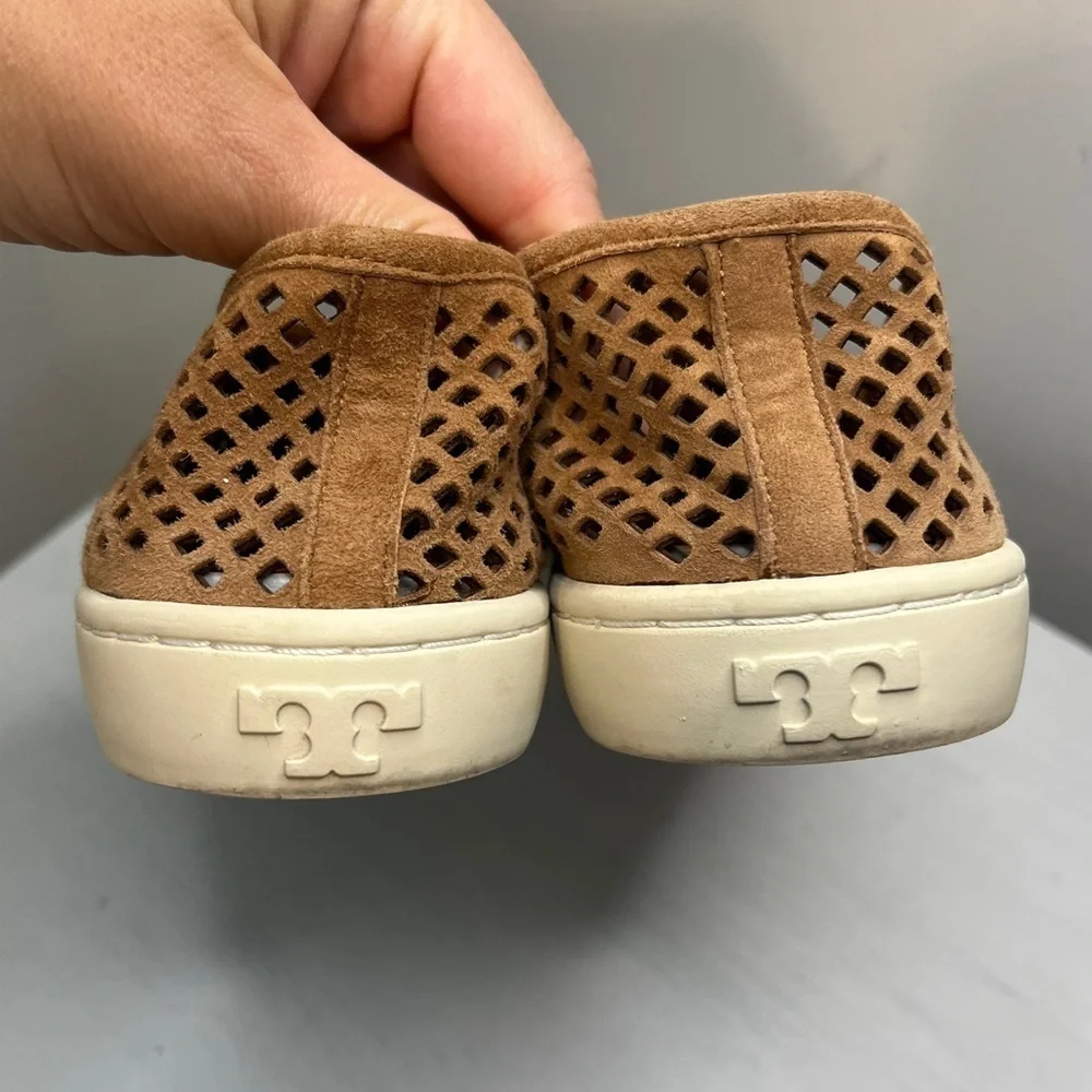 Tory Burch Jesse Suede Perforated Sneaker Tan Sz 9 Slip On